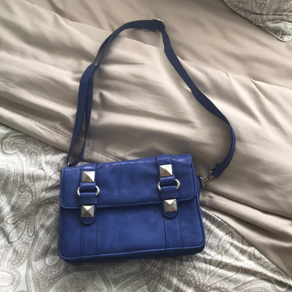 blue purse